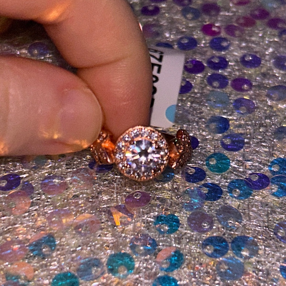 Charmed Aroma Ring (Size 6)